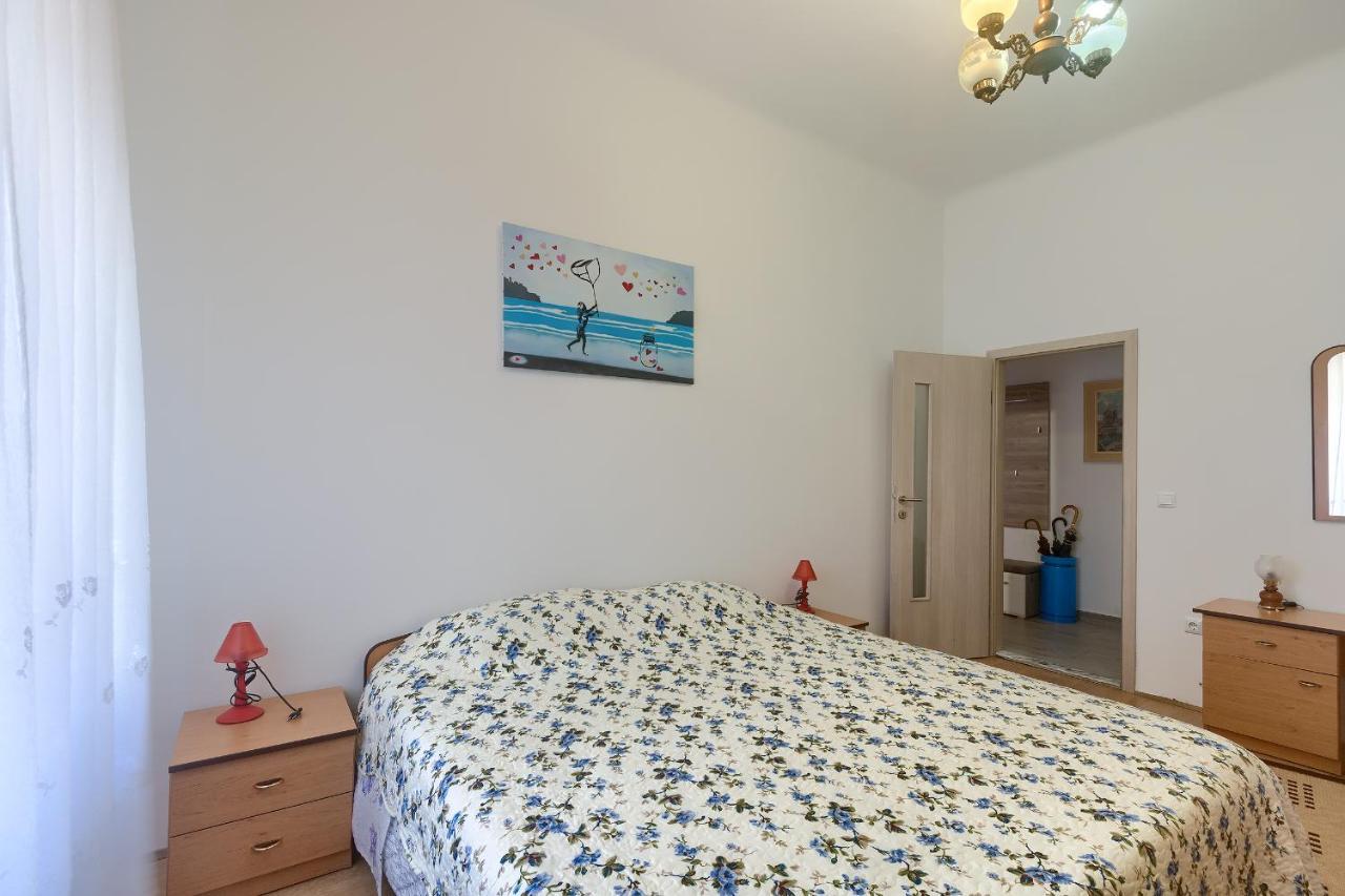 Aida Pula Apartment מראה חיצוני תמונה