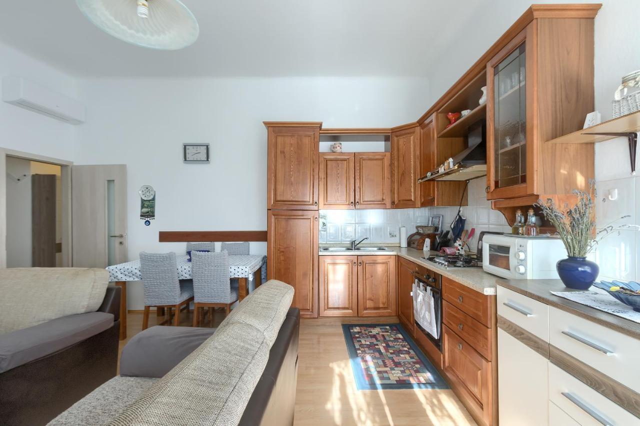 Aida Pula Apartment מראה חיצוני תמונה