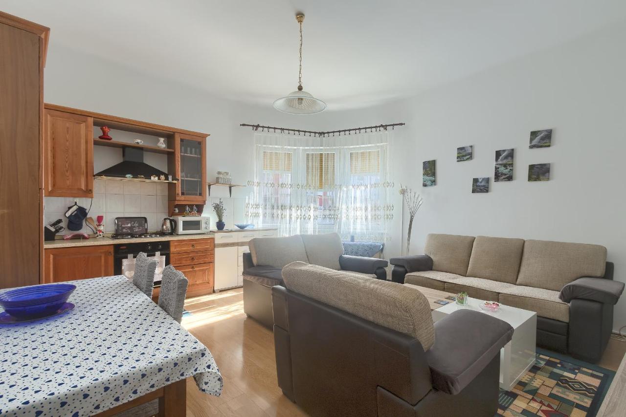 Aida Pula Apartment מראה חיצוני תמונה